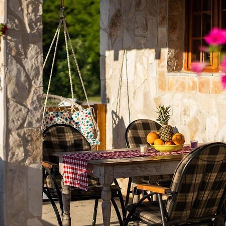 Burzan Bungalovi Podgorica Exteriör bild