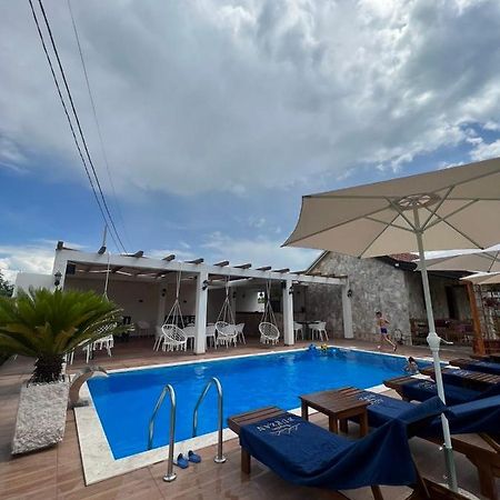 Burzan Bungalovi Podgorica Exteriör bild