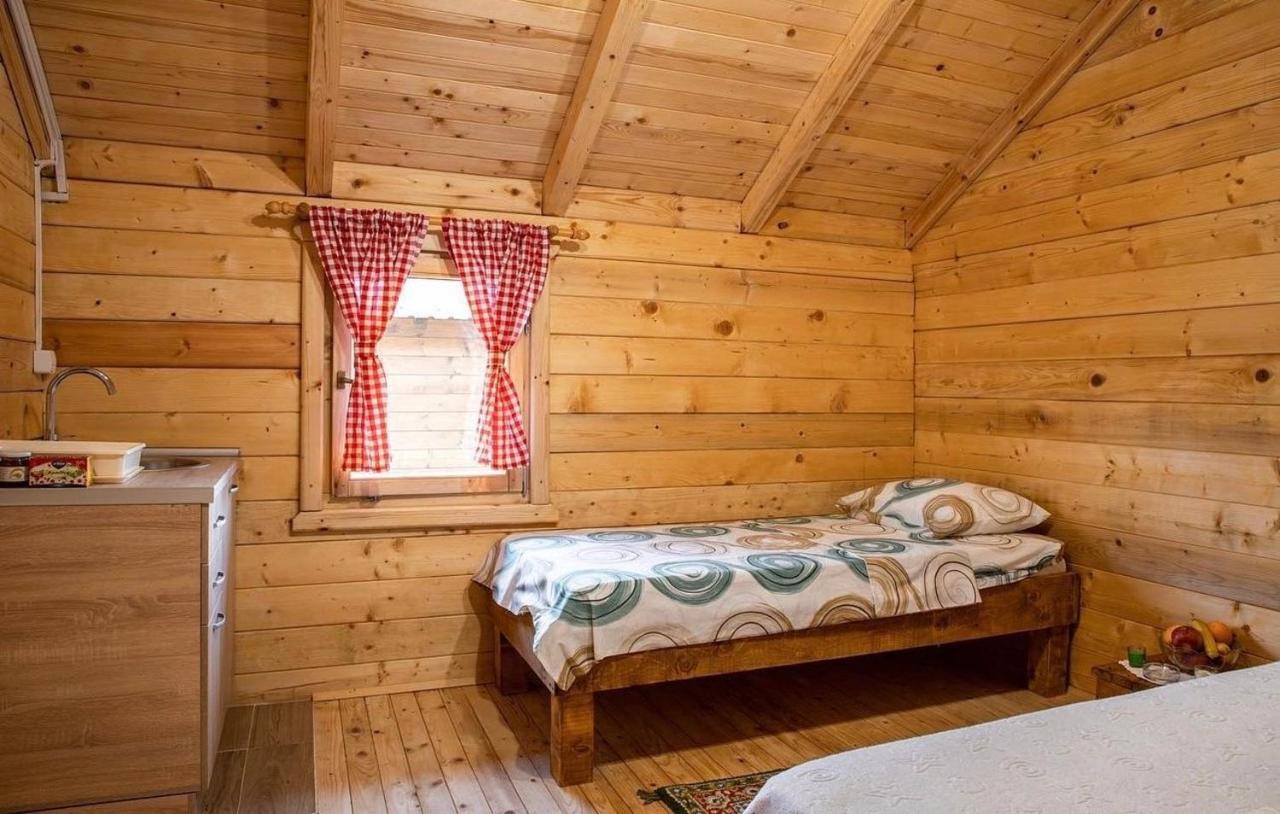 Burzan Bungalovi Podgorica Exteriör bild