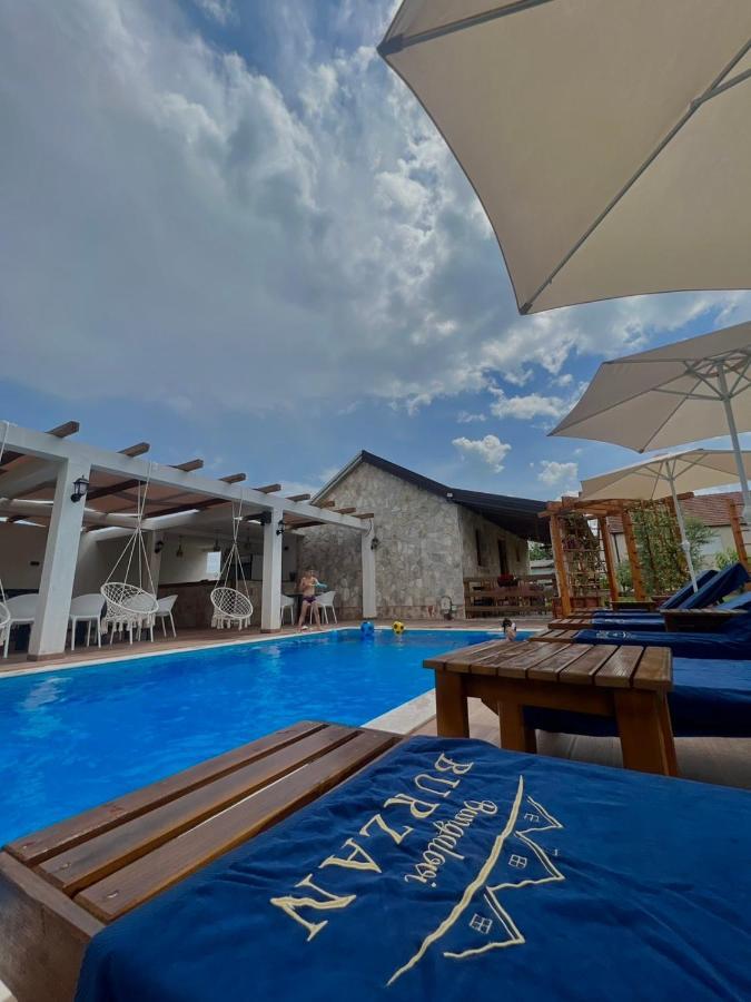 Burzan Bungalovi Podgorica Exteriör bild